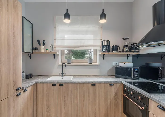 Macan With Private Pool, Sauna & Garden Villa Rojnići