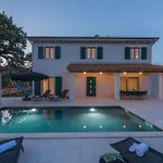 Macan With Private Pool, Sauna & Garden