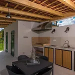 Villa Macan With Private Pool, Sauna & Garden *